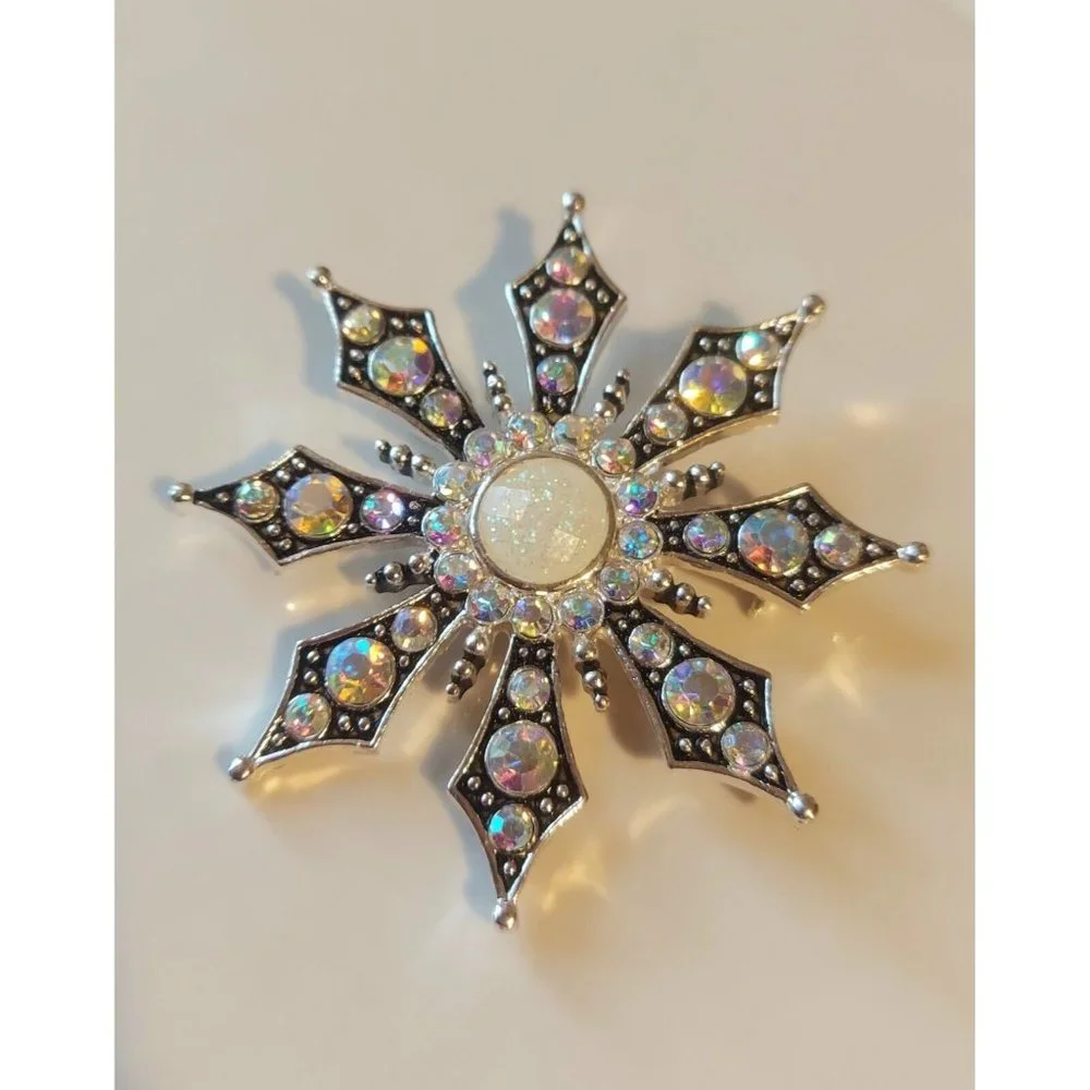 Vintage 8 Pointed Star Brooch Pin Aurora Borealis Rhinestones + Free Gift Bag - Picture 2 of 7
